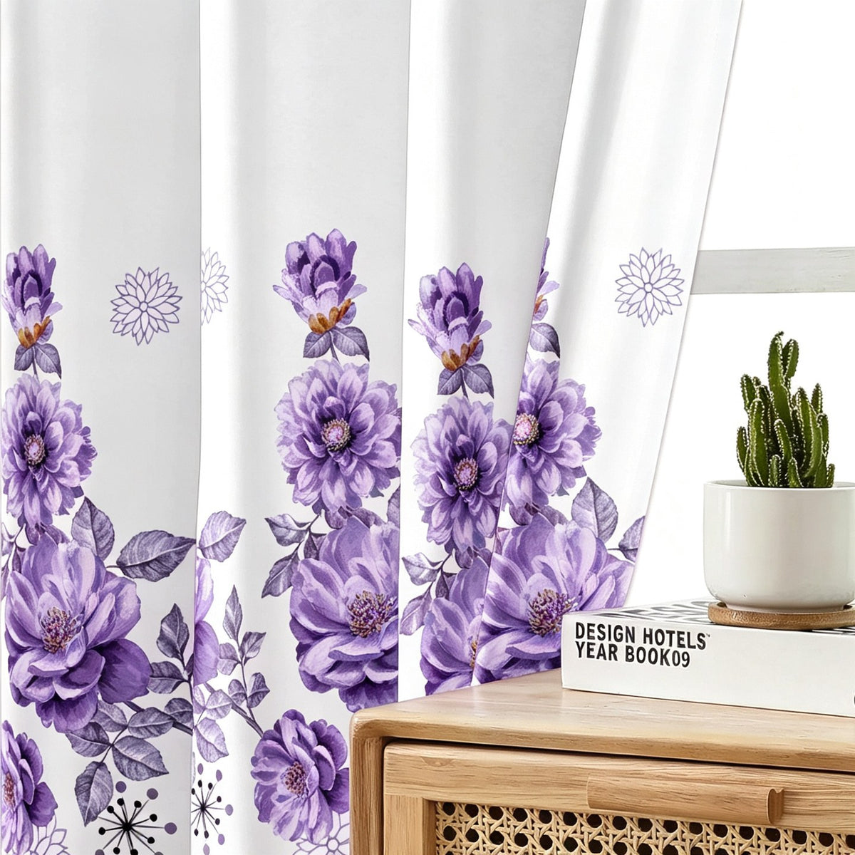 Purple Gem Floral bedspread and curtain set - curtain detail